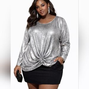 NWOT Lane Bryant Metallic Silver Long Sleeve Top Knotted Front Size 22/24